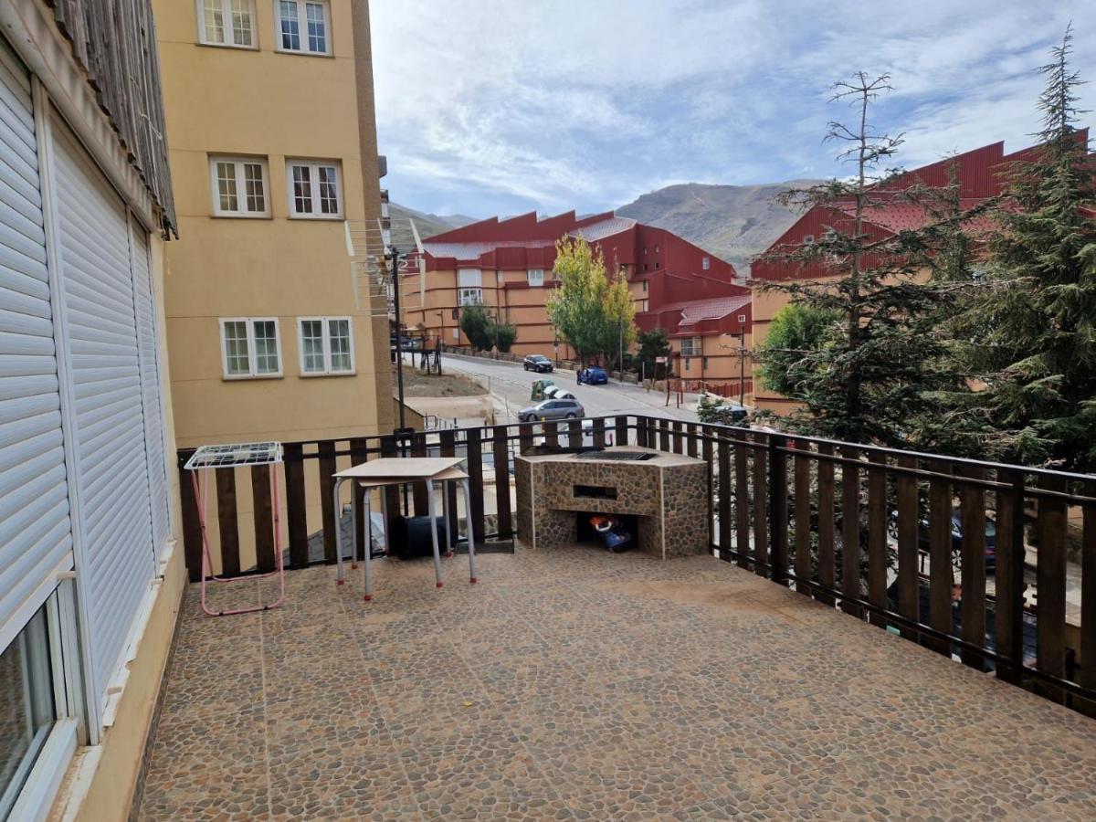 Edifico Bulgaria Con Garaje Lägenhet Sierra Nevada Exteriör bild